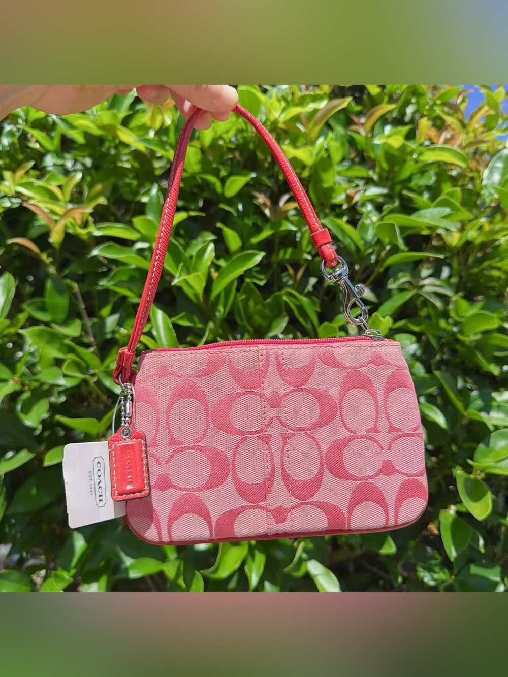 NWT Coach Vintage Signature Canvas Mini Wristlet Pouch in Pink F42391